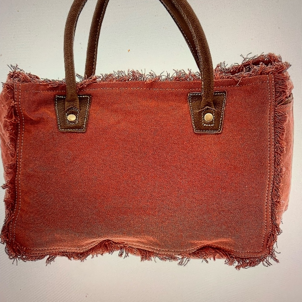 Myra Vintage Style Tote Bag - Picture 5 of 10
